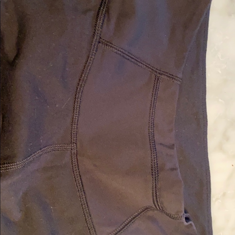 Black lululemon crops size 4